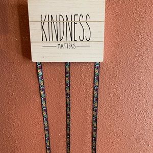 Little Girl’s Bow Holder